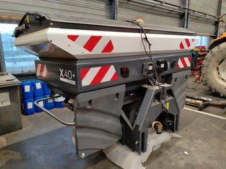 Distributeur d'engrais Sky Agriculture X40+ ECONOV - 2