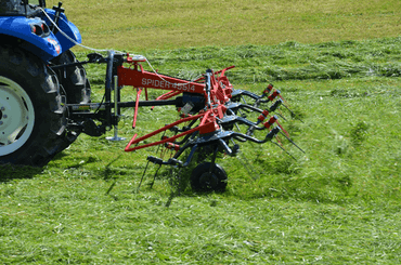 Fenaison - Faneuses - Faneuse SPIDER 4 à 8 rotors gamme ROBUST Cat.II