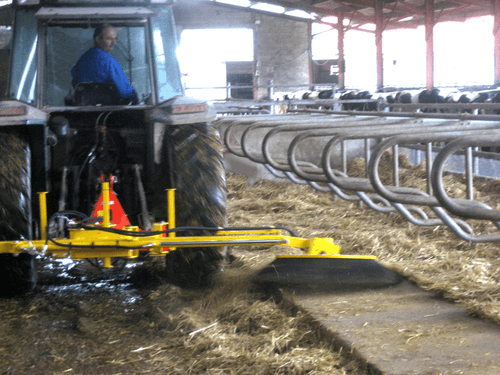 Matériel de ferme/outillage - Balayeuses - Balayeuse