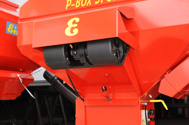 Semis - Semis pour couvert végétal - Semoir pneumatique P-BOX -  CHOPSTAR SEEDER