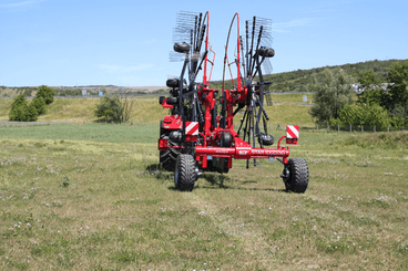 Fenaison - Andaineurs rotatifs - Andaineur STAR 2 rotors, dépose latérale ou centrale