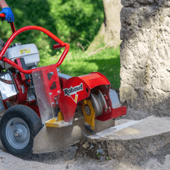 Matériel forestier - Autres matériels forestiers - Rogneuse de souches sur roues XYLOCROK D