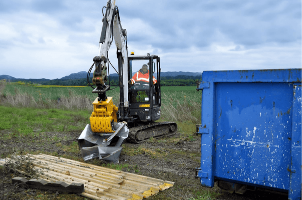 Matériel forestier - Autres matériels forestiers - Pinces de tri sur pelle R-GRIP