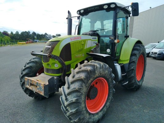 Tracteur agricole Claas ARION 640
