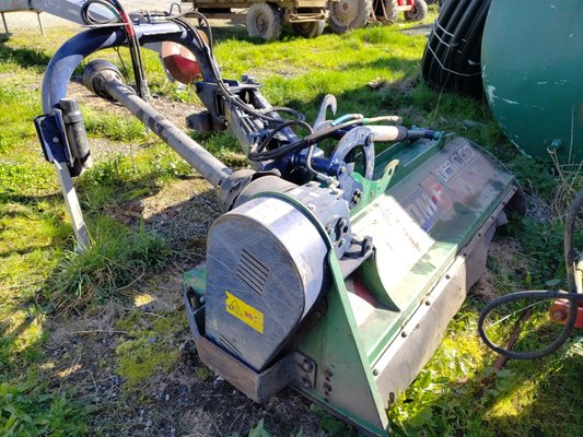 Broyeur d'accotement Desvoys DMF Standard