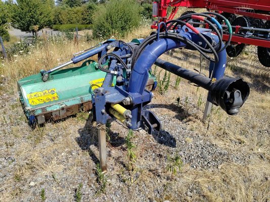 Broyeur d'accotement Desvoys DMF Standard