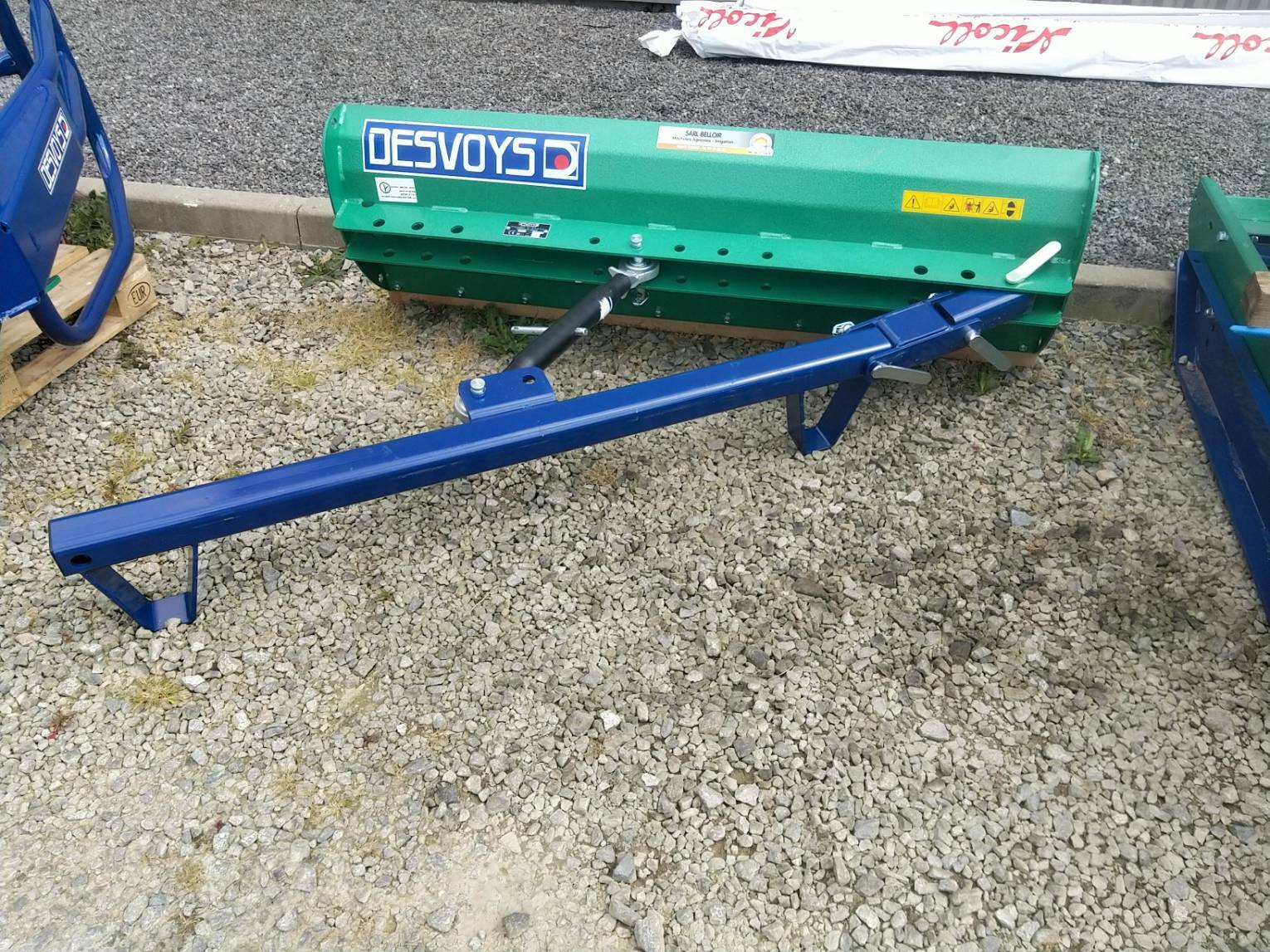 Matériel d'élevage - autre Matériel d'élevage - autre Desvoys Lame à repousser ensilage