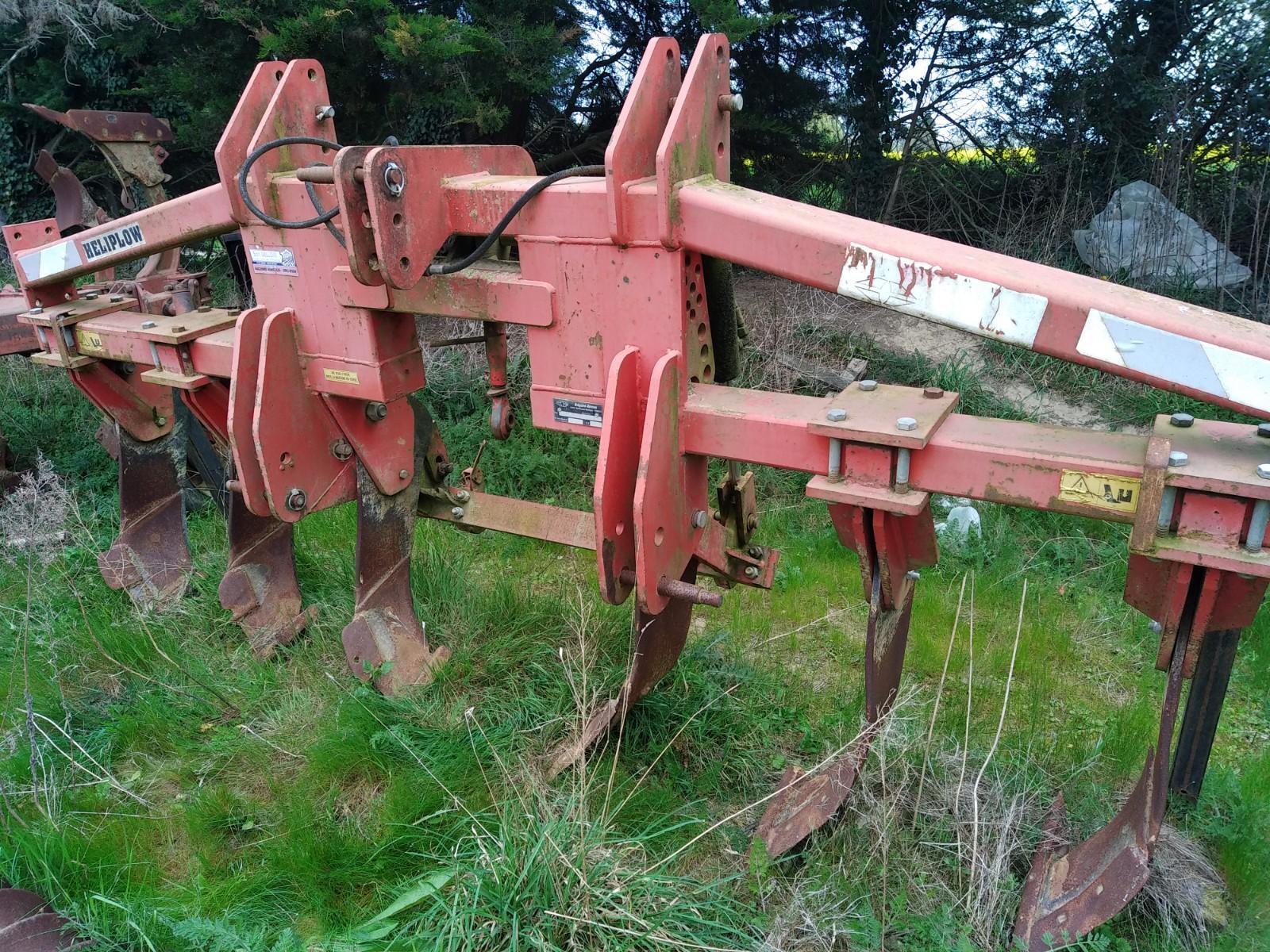 Décompacteur Décompacteur Gregoire Besson HELIPLOW