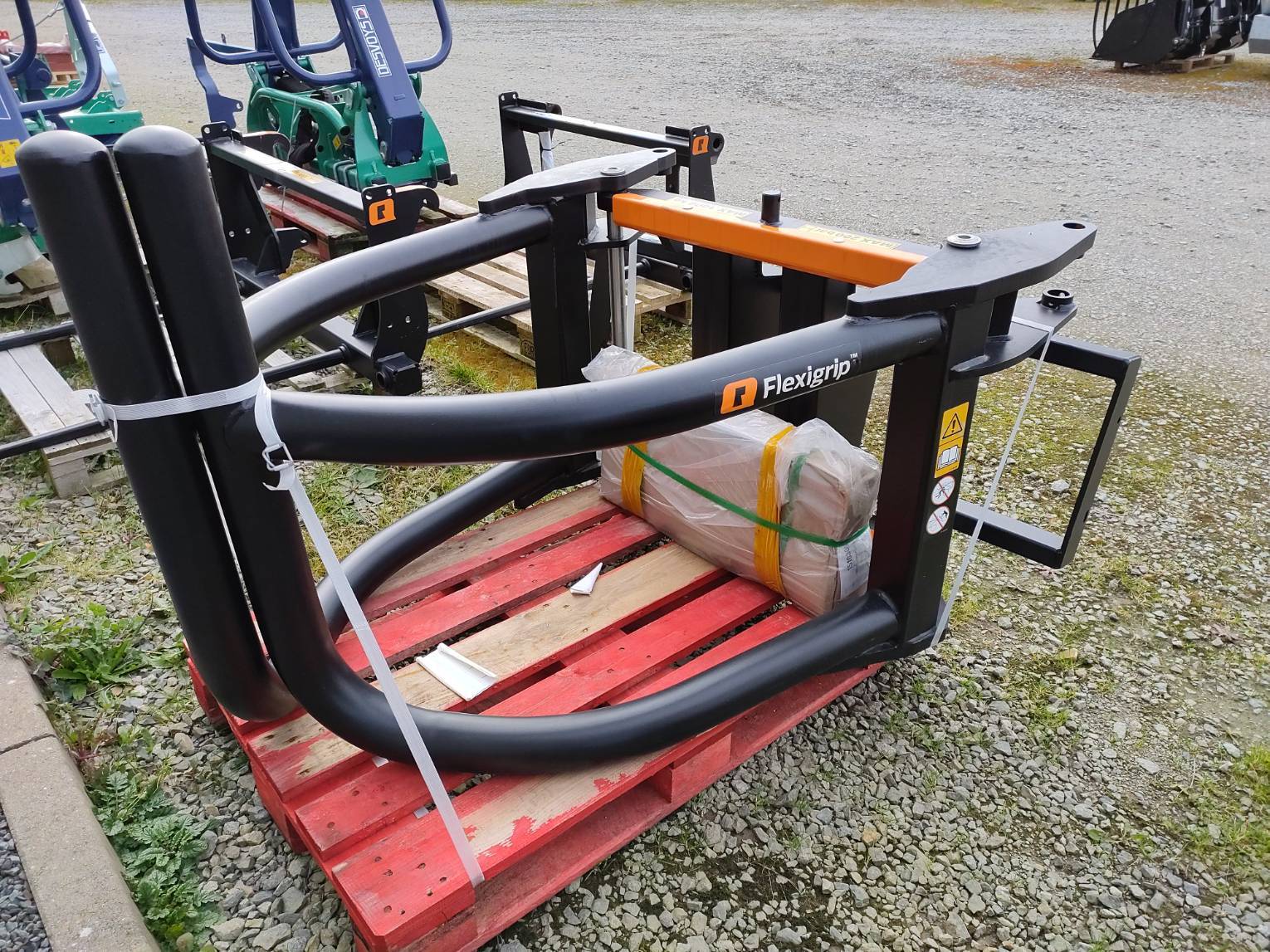 Pince à balle enrubannée Pince à balle enrubannée Quicke FLEXIGRIP 160