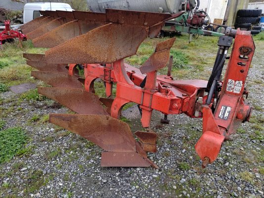 Charrue Charrue Gregoire Besson RB 41