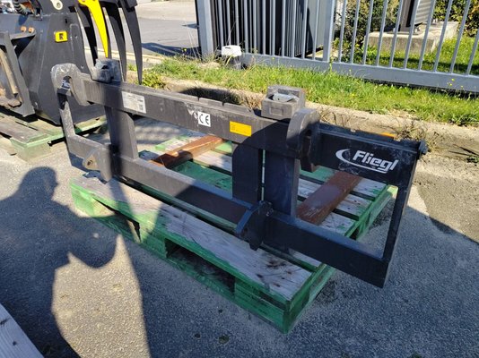 Fourche à palette Fliegl ROBUST EURO