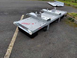 Balayeuse Fliegl LOWE 2500 - 1