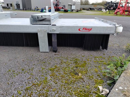 Unknown range 481 Fliegl LOWE 2500